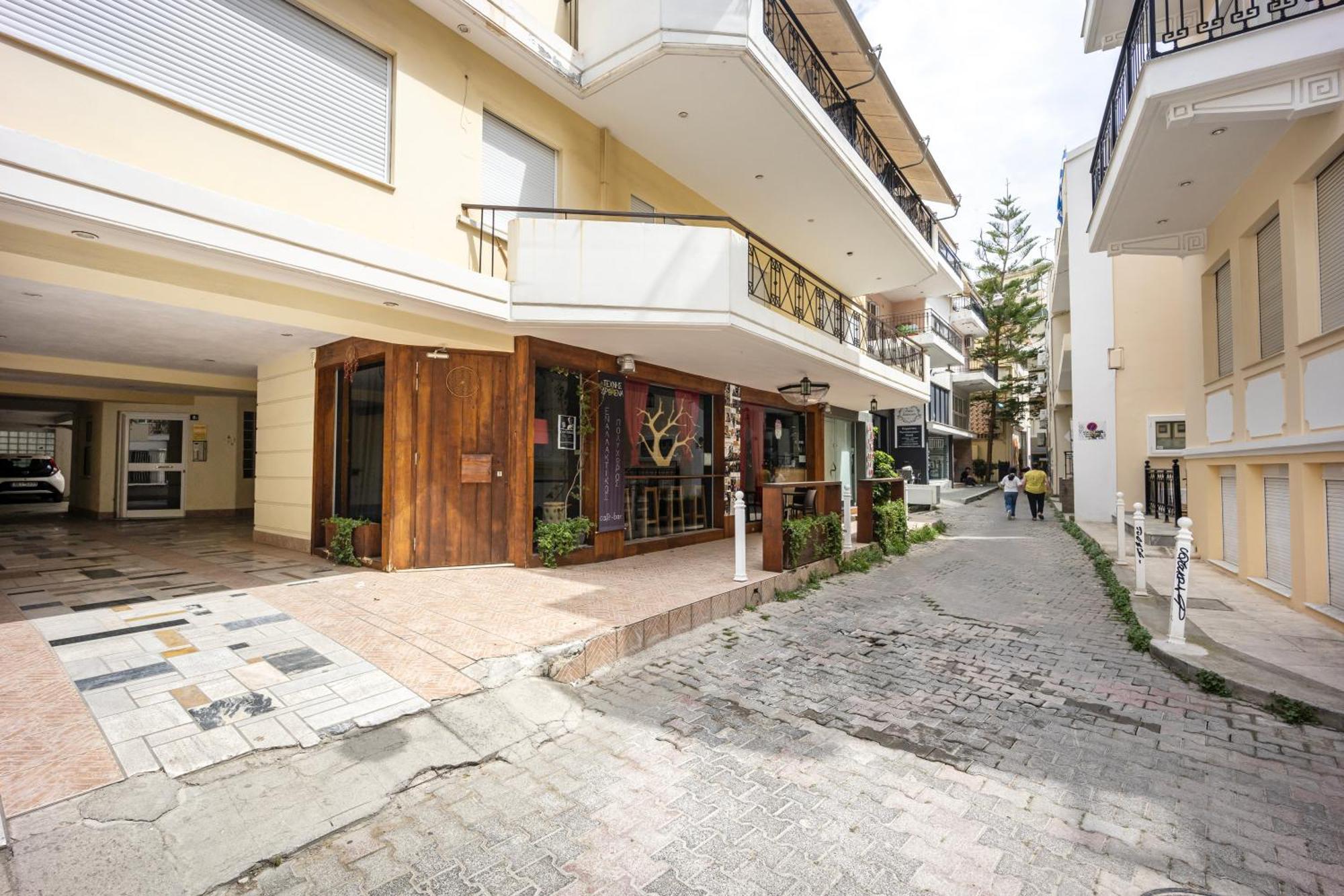Fabulous Central Apartment Close To The Sea! Chalkís Extérieur photo
